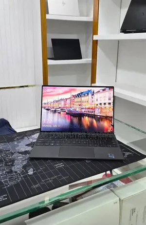 New Laptop Dell XPS 13 16GB Intel Core i7 SSD 512GB