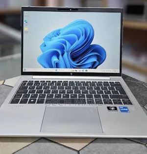New Laptop HP EliteBook 830 G9 16GB Intel Core i5 SSD 512GB