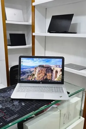 New Laptop HP Envy 15 12GB Intel Core i5 HDD+SSD 1T