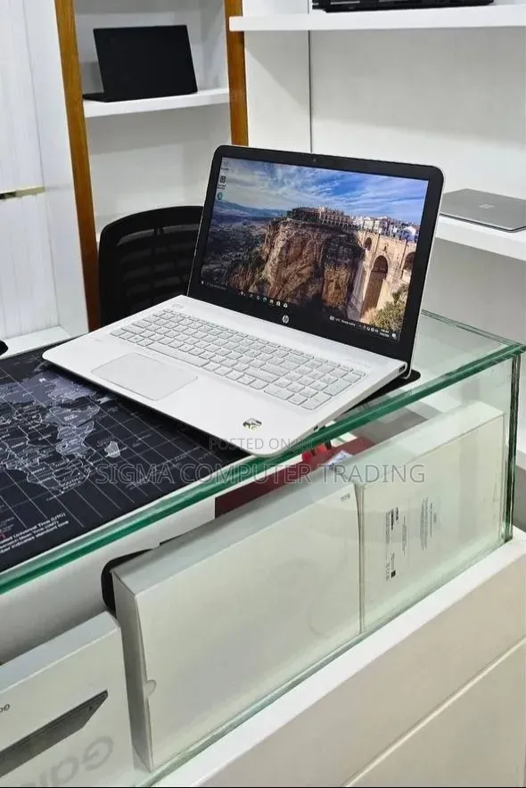New Laptop HP Envy 15 12GB Intel Core i5 HDD+SSD 1T