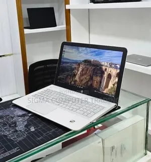 New Laptop HP Envy 15 12GB Intel Core i5 HDD+SSD 1T