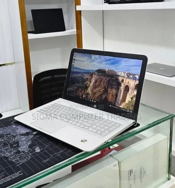 New Laptop HP Envy 15 12GB Intel Core i5 HDD+SSD 1T