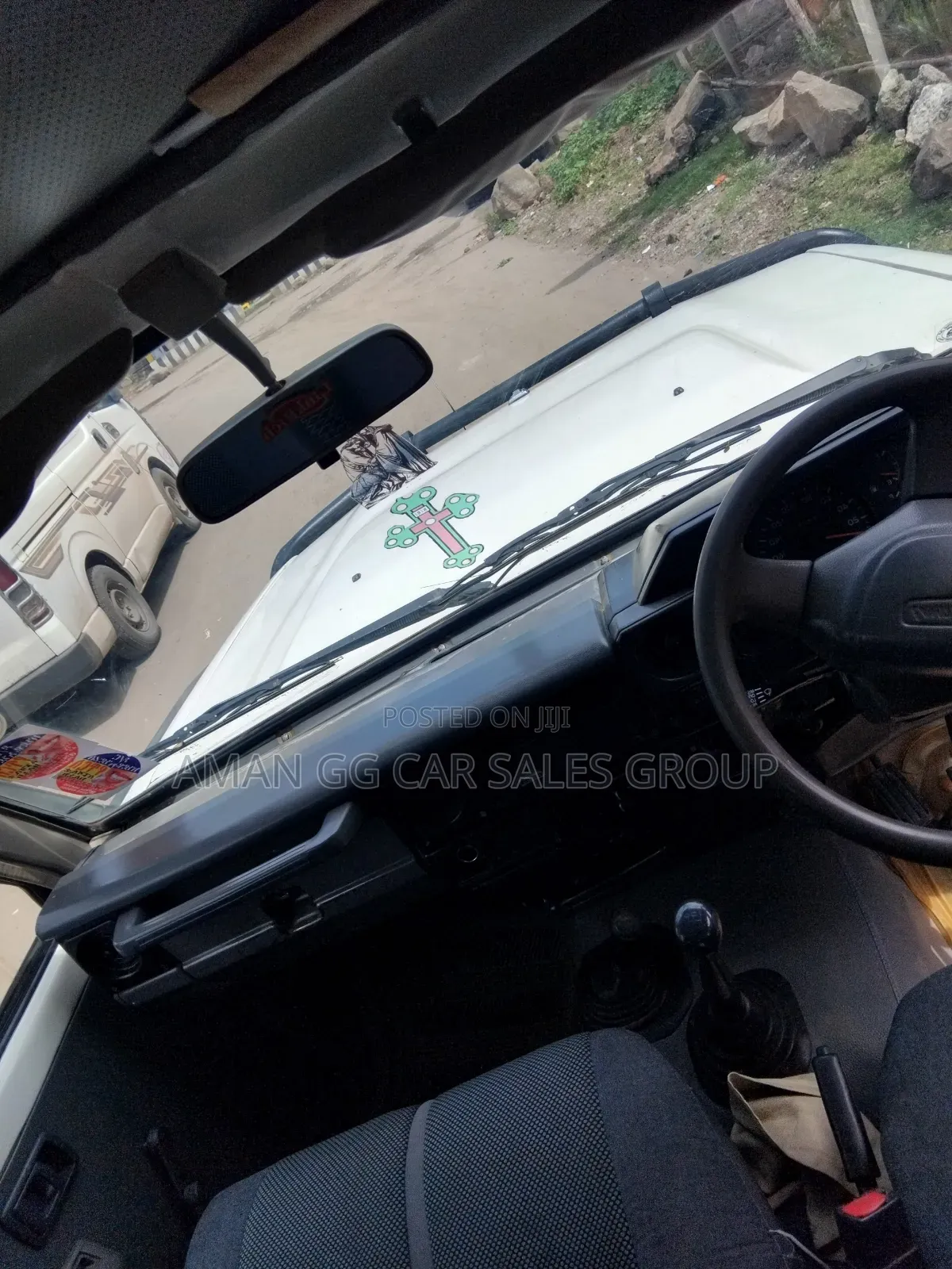Toyota Land Cruiser 2002 White