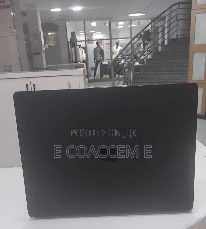 New Laptop Microsoft Surface 16GB Intel Core i7 SSD 512GB