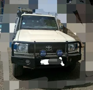 Toyota Land Cruiser 2018 White
