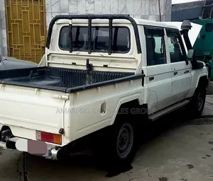 Toyota Land Cruiser 2018 White