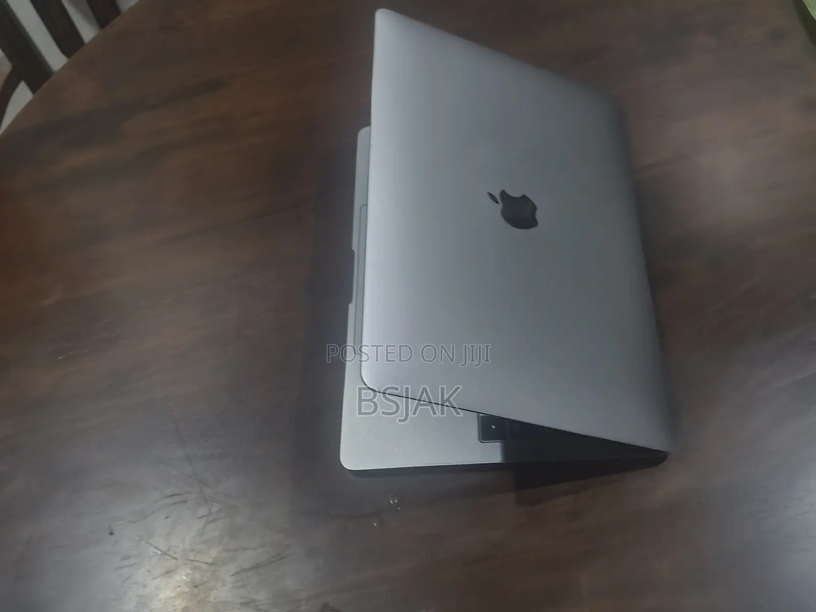 Laptop Apple MacBook Pro 2017 16GB Intel Core i5 SSD 512GB