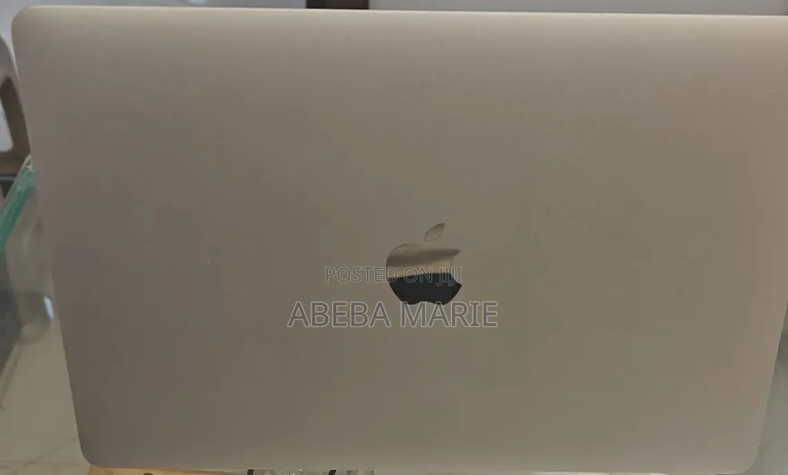 New Laptop Apple MacBook Air 2019 8GB Intel Core i5 SSD 256GB
