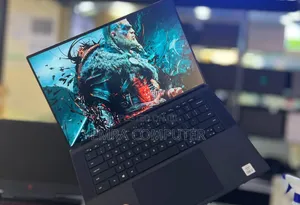 New Laptop Dell 16GB Intel Core i7 SSD 512GB