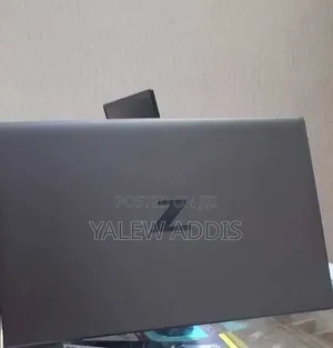 New Laptop HP ZBook Firefly 14 G10 16GB Intel Core i7 SSD 512GB