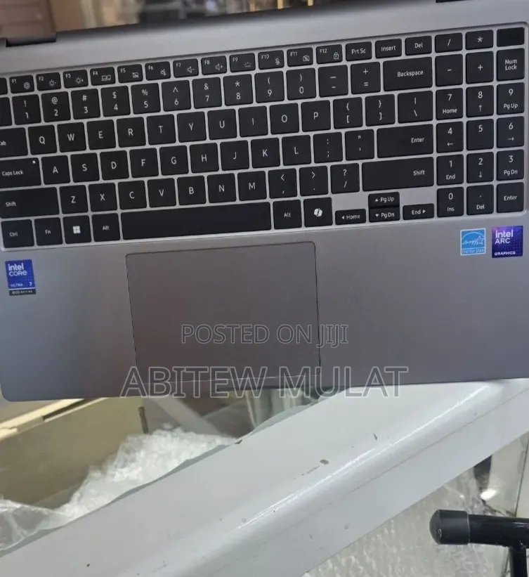 New Laptop Samsung NP-X360 16GB Intel Core Ultra 7 SSD 512GB