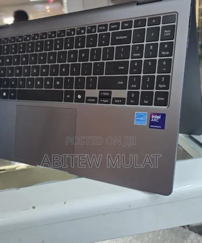 New Laptop Samsung NP-X360 16GB Intel Core Ultra 7 SSD 512GB