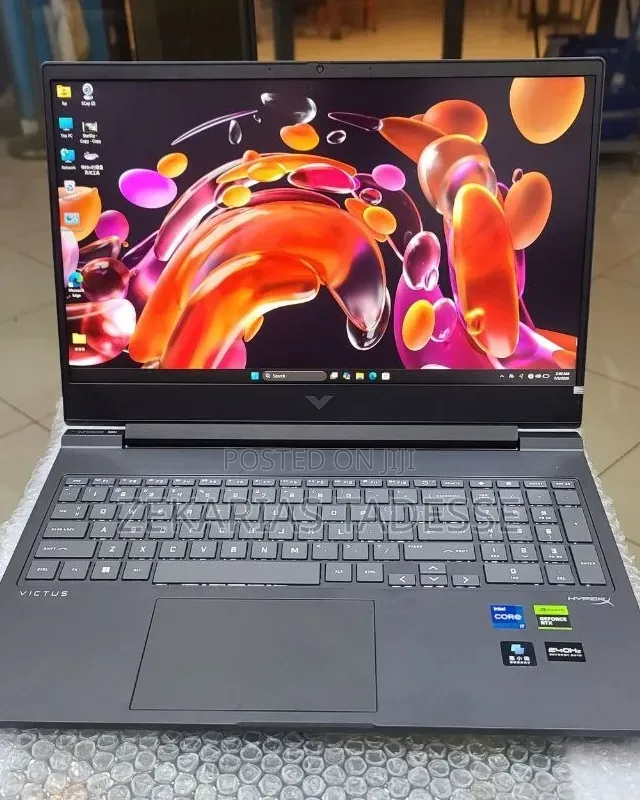 New Laptop HP Victus 16 16GB Intel Core i7 SSD 1T