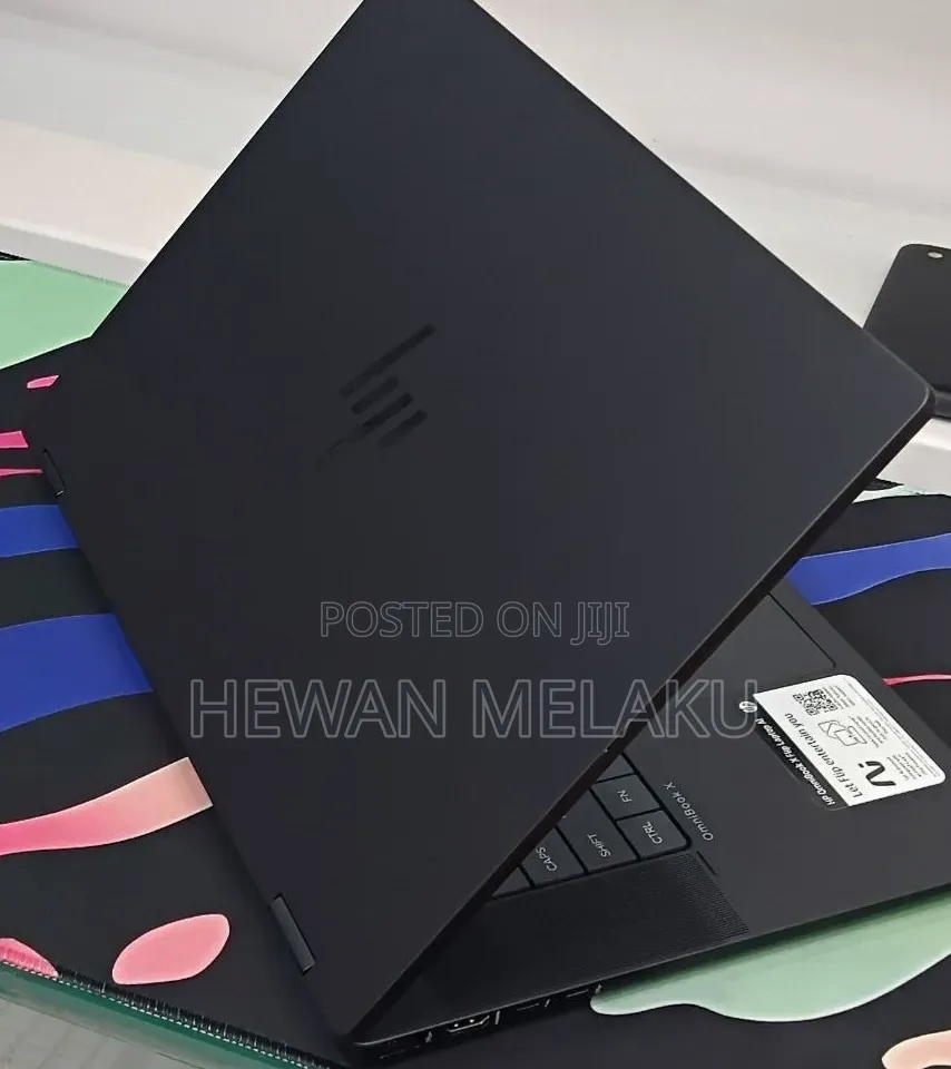 New Laptop HP OmniBook X Flip 14" 16GB Intel Core Ultra 7 SSD 1T