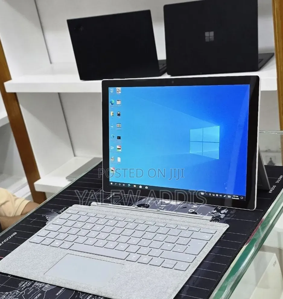 New Laptop Microsoft Surface Pro 7 16GB Intel Core i5 SSD 256GB