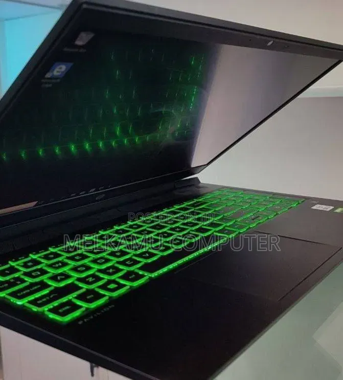 New Laptop HP Pavilion Gaming 15 2019 16GB Intel Core i5 SSD 512GB