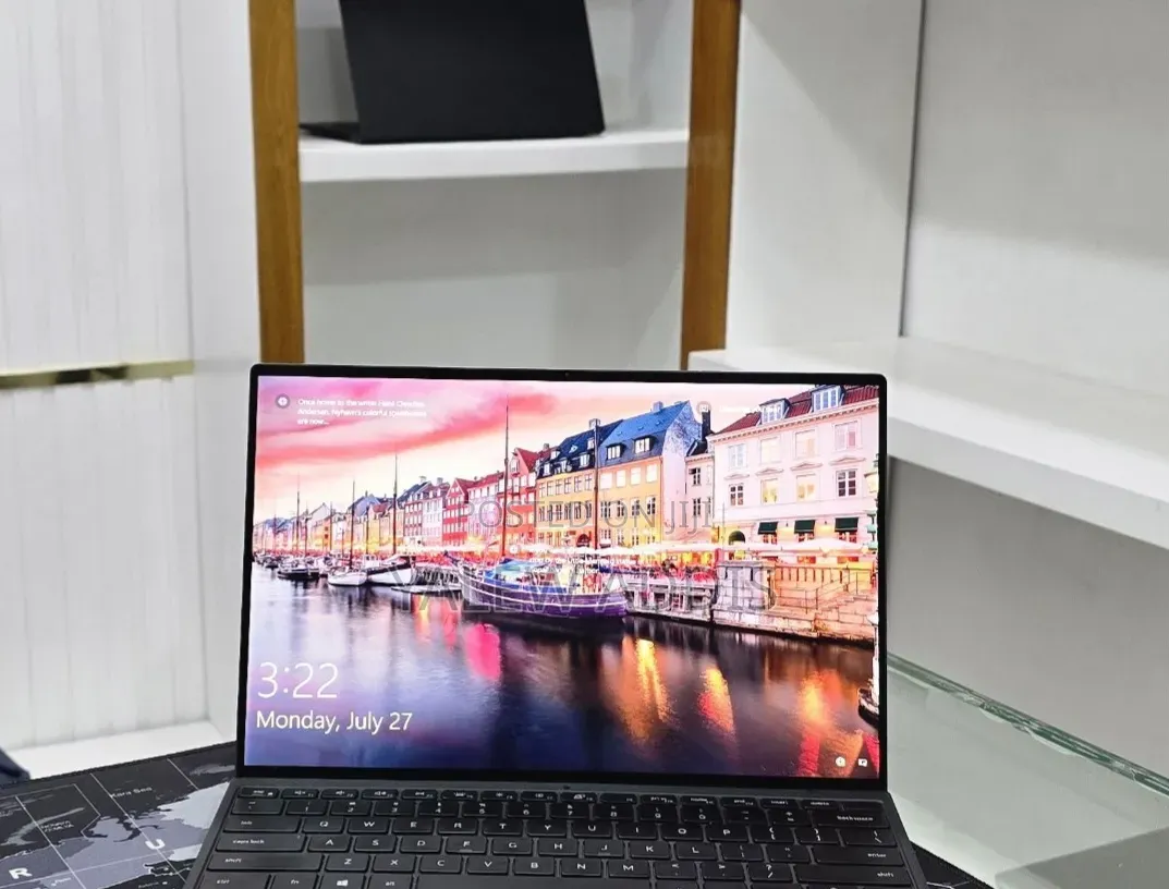 New Laptop Dell XPS 15 16GB Intel Core i7 SSD 512GB
