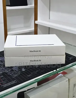 New Laptop Apple MacBook Air 2026 M5 16GB Apple M5 SSD 512GB