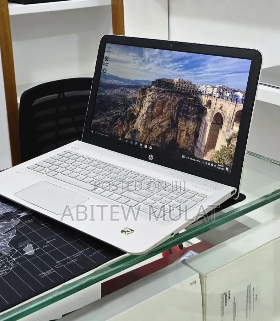 New Laptop HP Envy 15 12GB Intel Core i5 HDD+SSD 1T