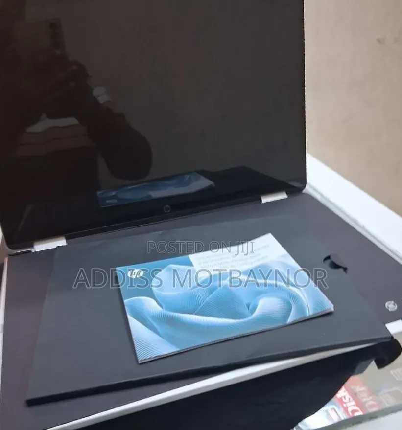 New Laptop HP OmniBook 5 Flip 16GB Intel Core Ultra 7 SSD 512GB