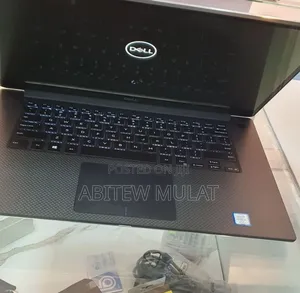 New Laptop Dell XPS 15 16GB Intel Core i9 SSD 512GB