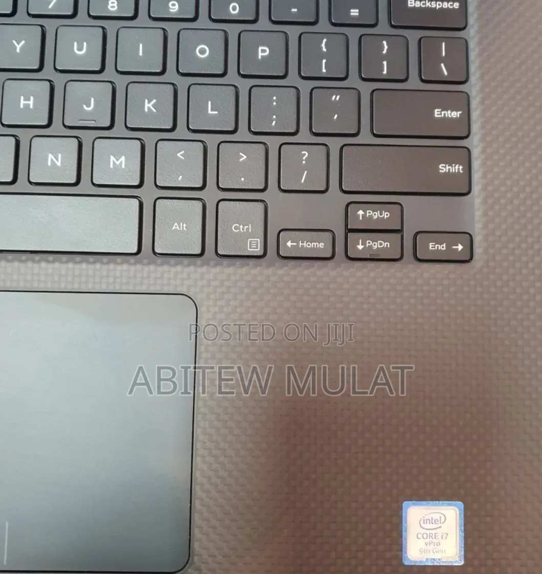 New Laptop Dell XPS 15 16GB Intel Core i9 SSD 512GB