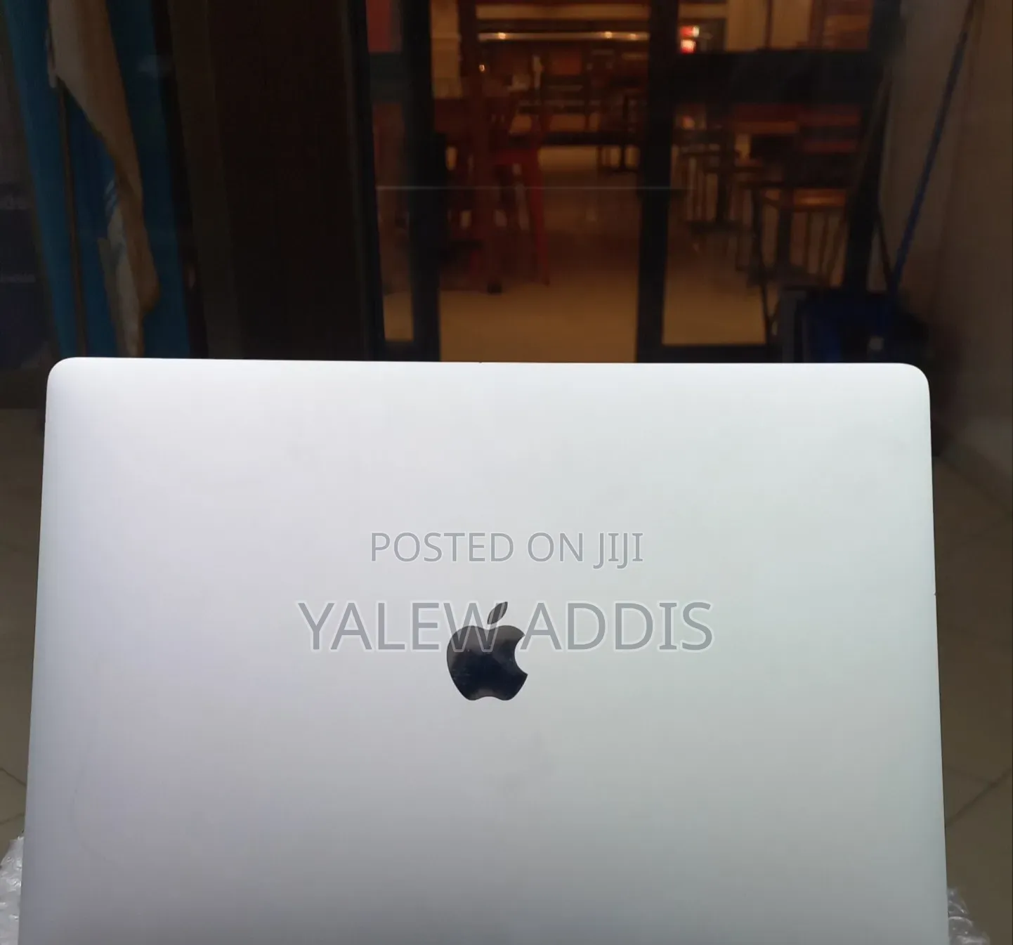 New Laptop Apple MacBook Pro 2019 16GB Intel Core i7 SSD 256GB