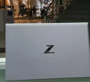 New Laptop HP ZBook Firefly 14 G10 16GB Intel Core i7 SSD 512GB