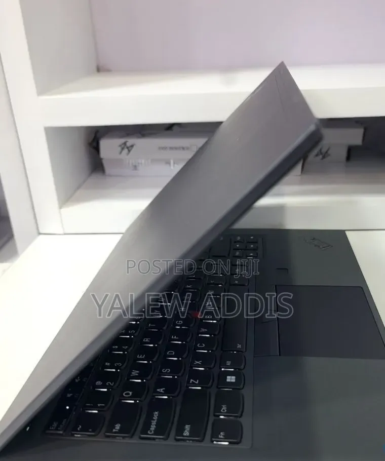 New Laptop Lenovo ThinkPad T14 16GB Intel Core i5 SSD 512GB