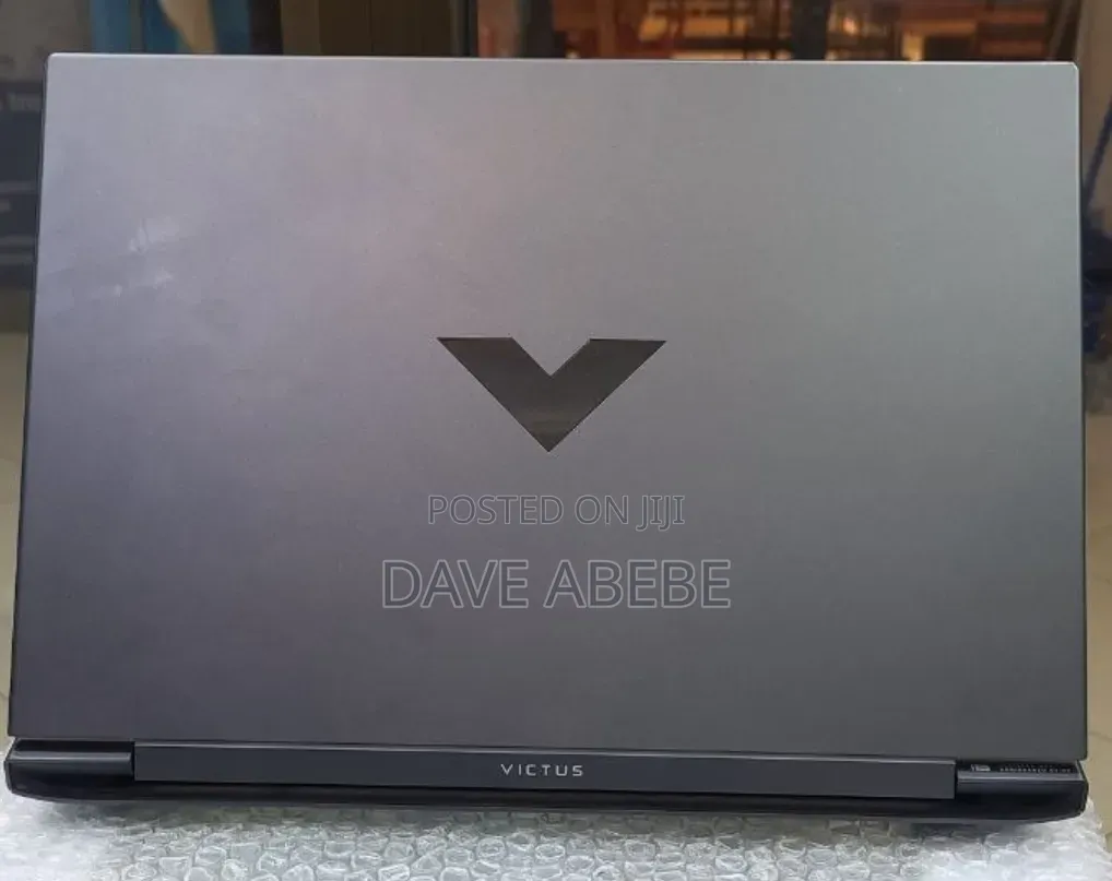 New Laptop HP Victus 16 16GB Intel Core i7 SSD 1T