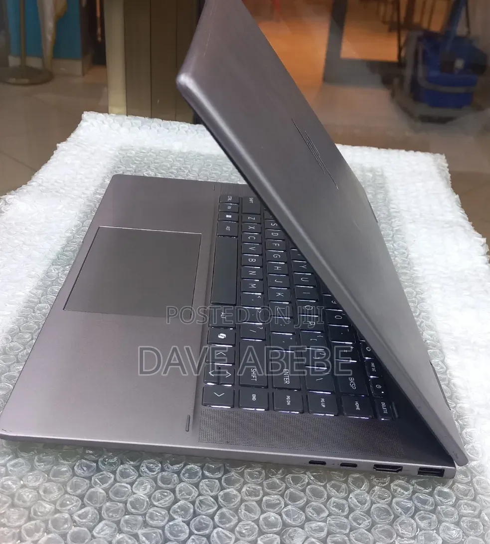 New Laptop HP Envy x360 16GB Intel Core Ultra 7 SSD 512GB
