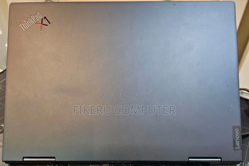 New Laptop Lenovo Yoga 700 32GB Intel Core i7 SSD 512GB
