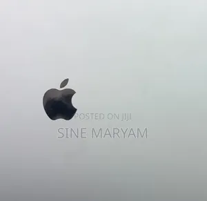 New Laptop Apple MacBook Pro 2018 16GB Intel Core i7 SSD 256GB