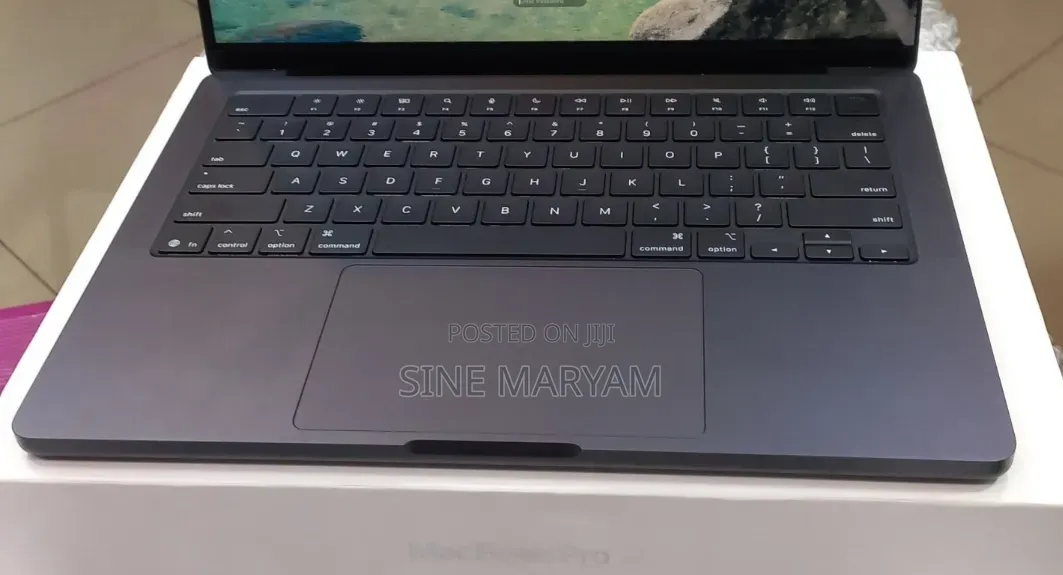 New Laptop Apple MacBook Pro 2026 M5 Pro 16GB Apple M5 Pro SSD 512GB