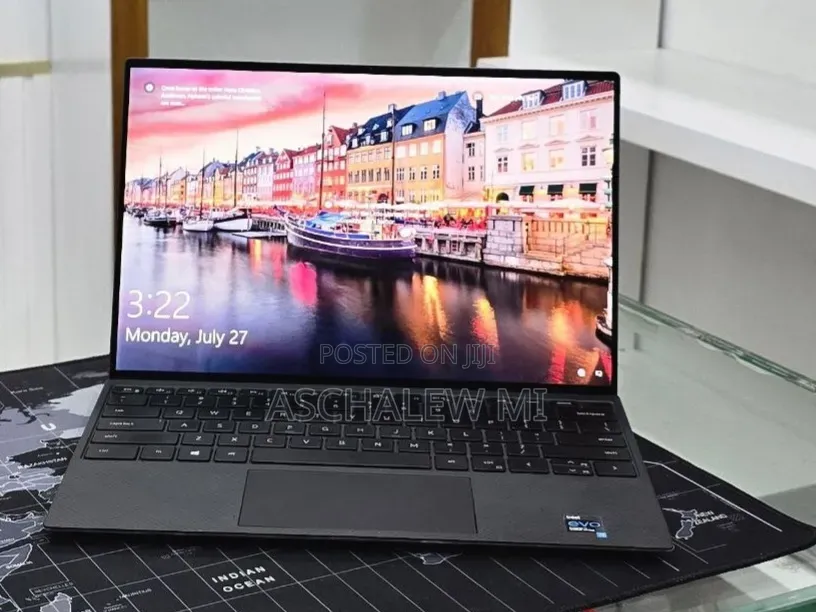 New Laptop Dell XPS 13 16GB Intel Core i7 SSD 512GB