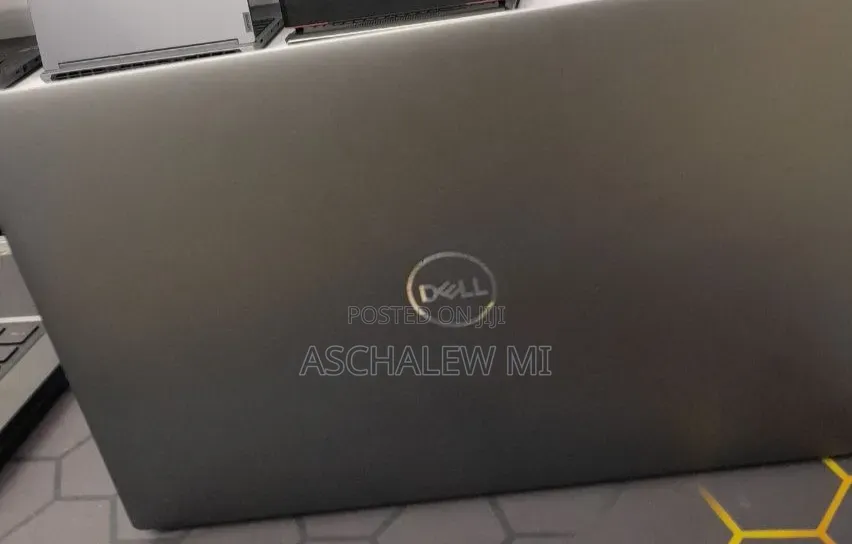 New Laptop Dell Precision 5570 16GB Intel Core i7 SSD 512GB