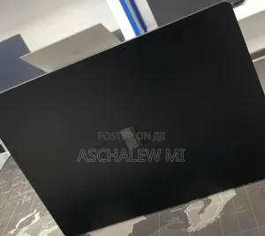 New Laptop Microsoft Surface 16GB Intel Core i7 SSD 512GB