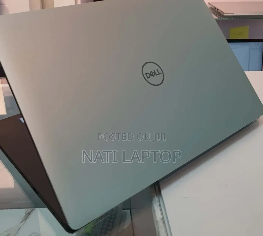 New Laptop Dell XPS 15 16GB Intel Core i9 SSD 512GB