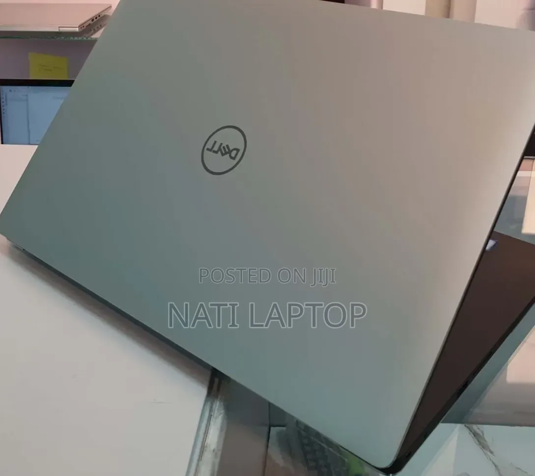New Laptop Dell XPS 15 16GB Intel Core i9 SSD 512GB