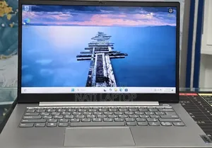 New Laptop Lenovo 8GB Intel Core i5 SSD 512GB