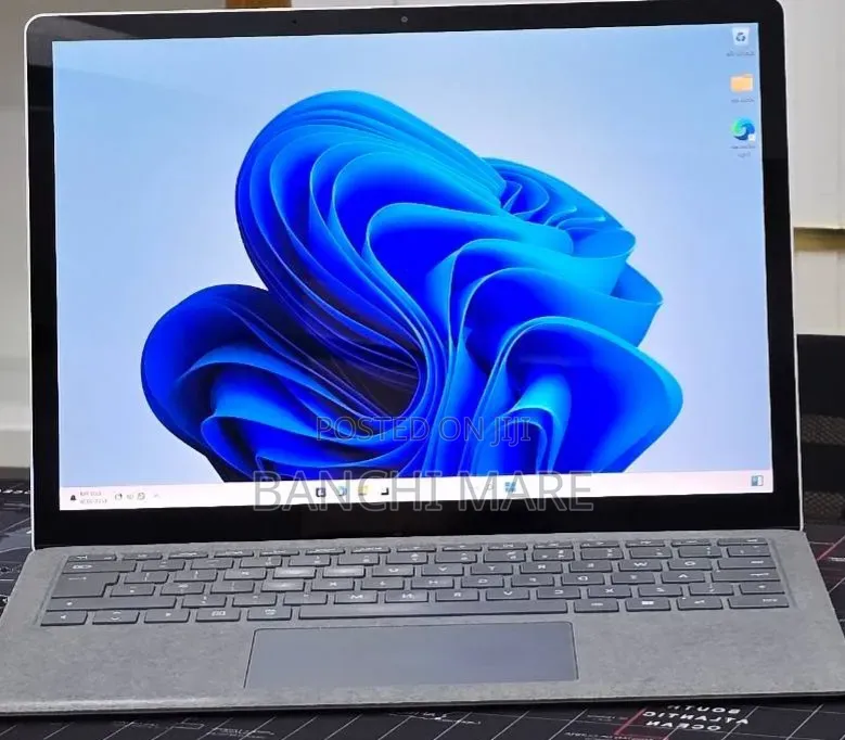New Laptop Microsoft Surface Laptop 3 16GB Intel Core i7 SSD 512GB