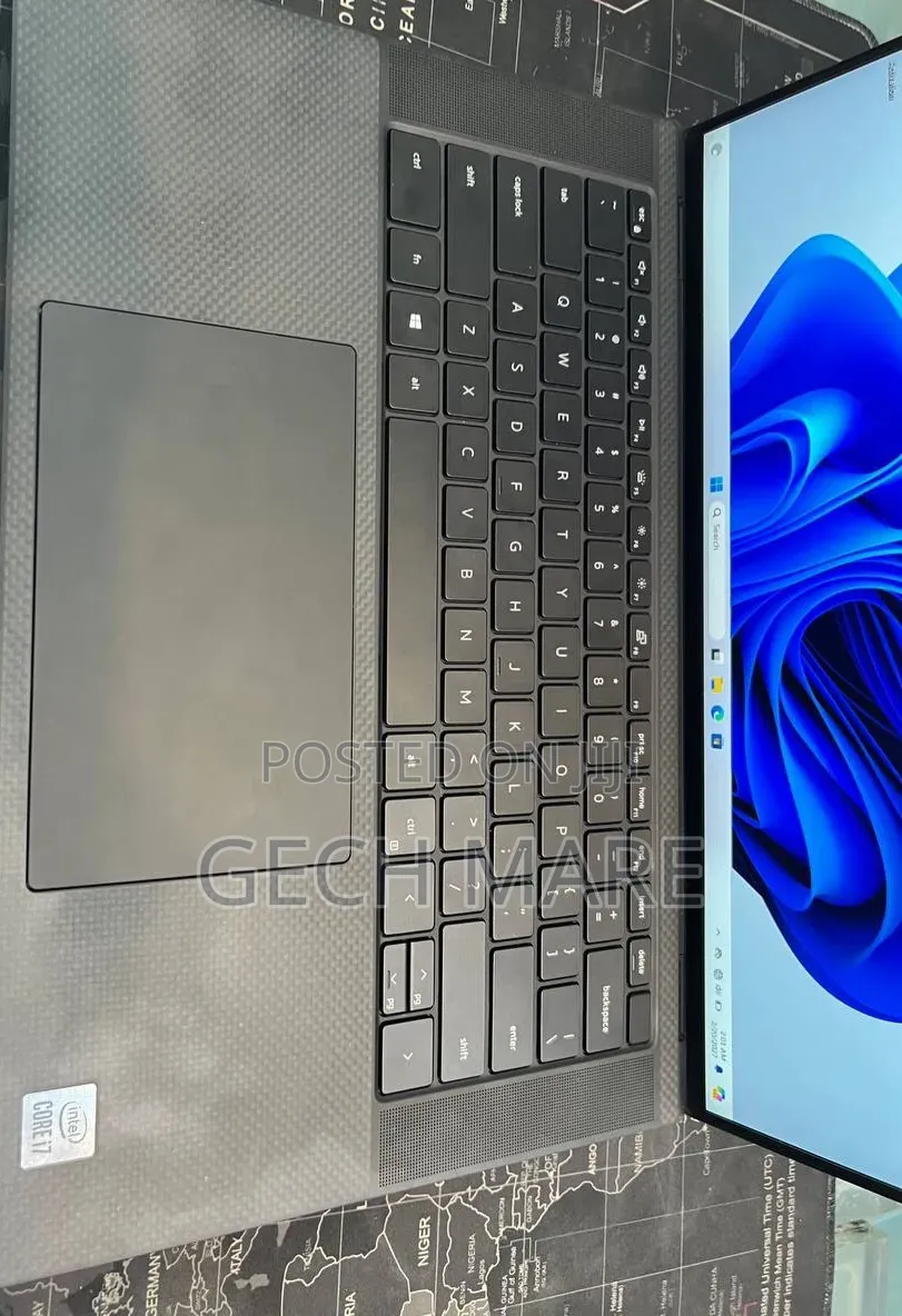 New Laptop Dell XPS 15 16GB Intel Core i7 SSD 512GB