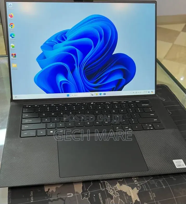 New Laptop Dell XPS 15 16GB Intel Core i7 SSD 512GB