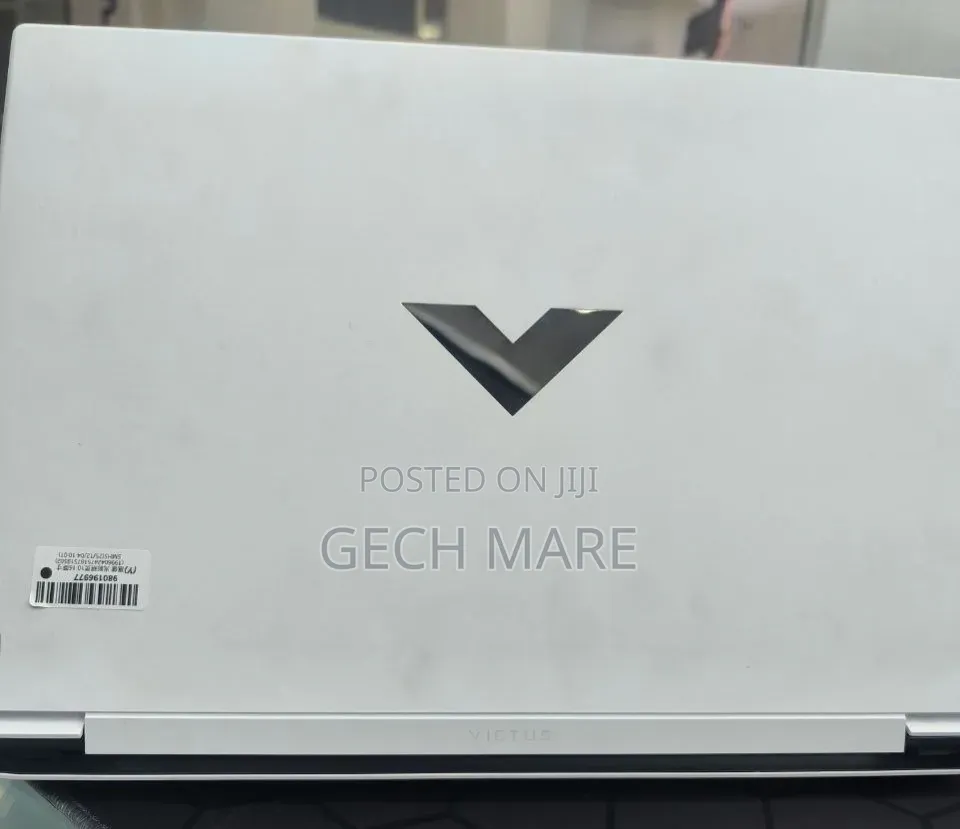 New Laptop HP Victus 15 16GB Intel Core i7 SSD 1T