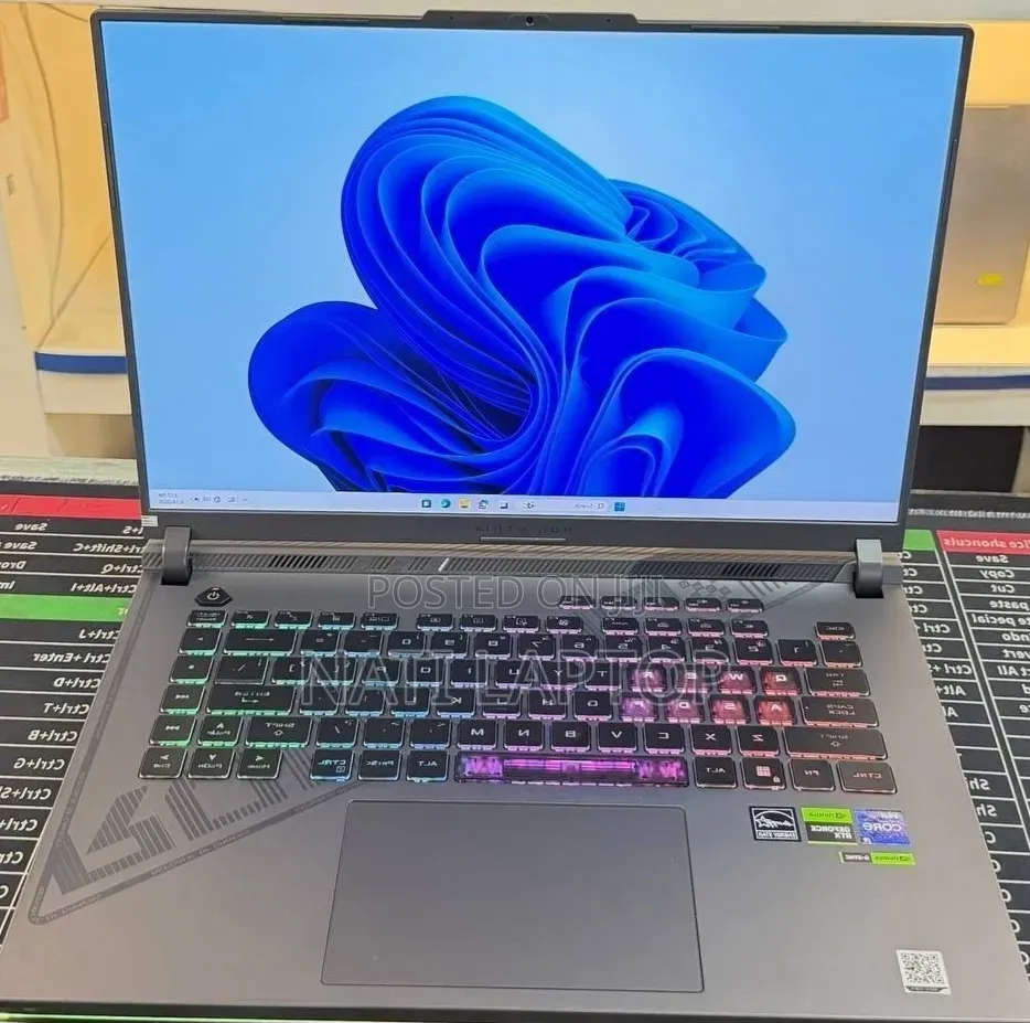 New Laptop Asus ROG Strix G16 G614 16GB Intel Core i9 SSD 1T
