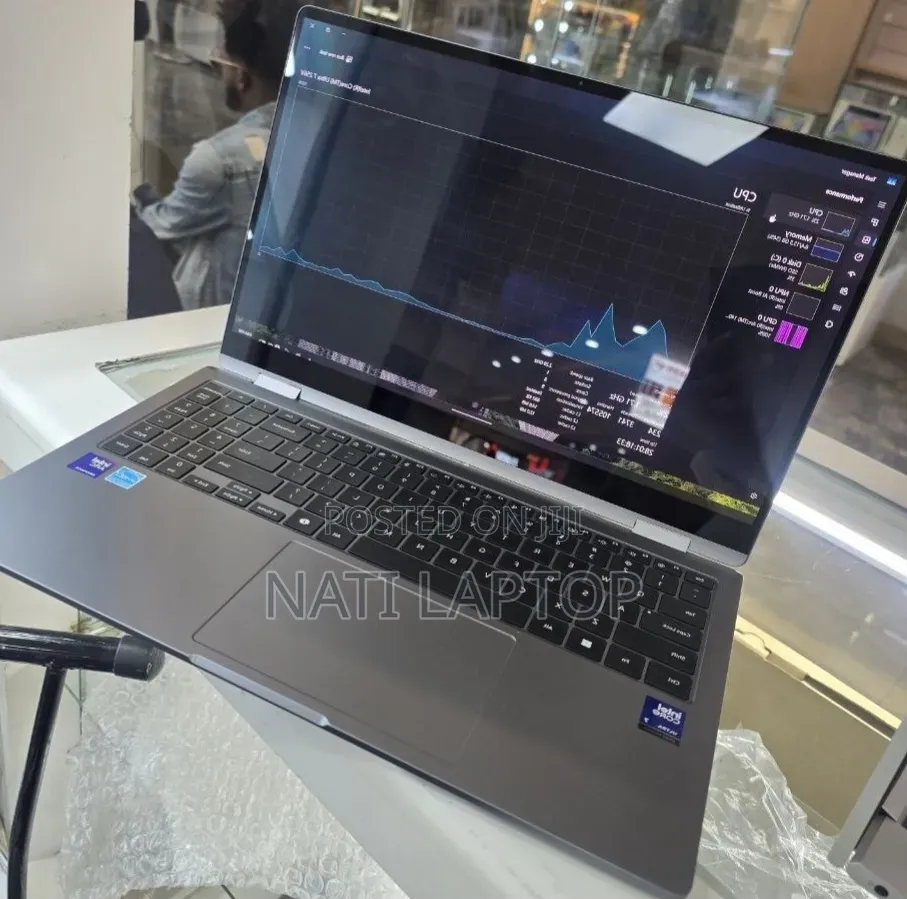 New Laptop Samsung 16GB Intel Core Ultra 7 SSD 512GB
