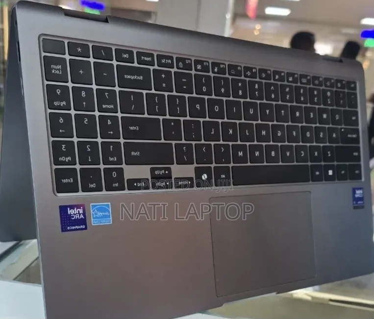 New Laptop Samsung 16GB Intel Core Ultra 7 SSD 512GB