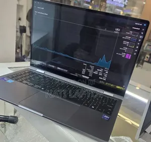 New Laptop Samsung 16GB Intel Core Ultra 7 SSD 512GB