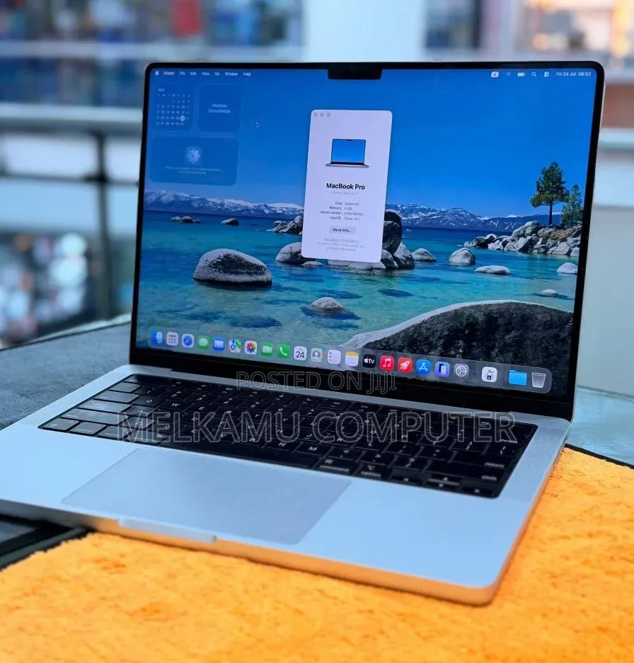 New Laptop Apple MacBook Pro 2023 M3 8GB Apple M3 SSD 512GB