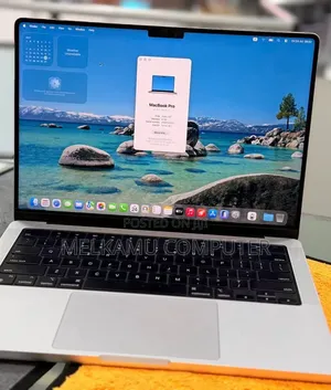 New Laptop Apple MacBook Pro 2023 M3 8GB Apple M3 SSD 512GB